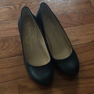 Jessica Simpson Sampson wedge pumps